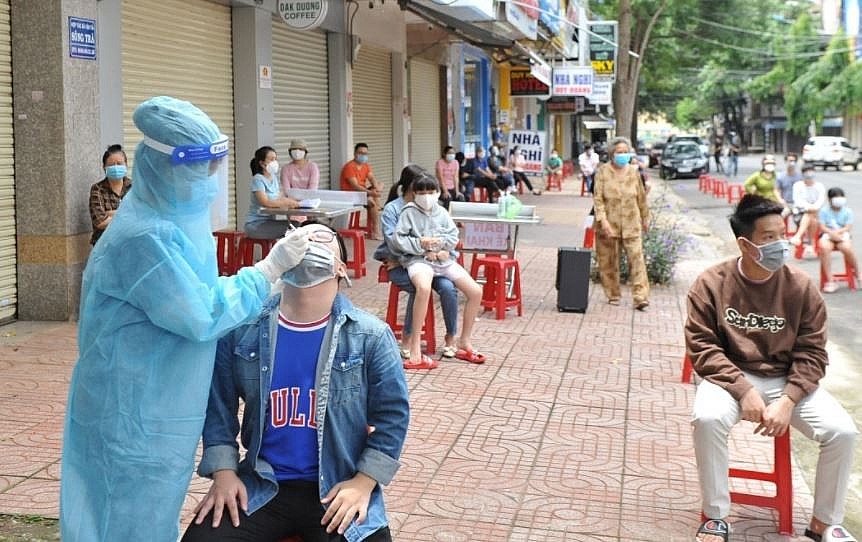 Vietnam Covid-19 Updates (Nov. 6): Daily Caseload Hits 7,504, Up Nearly 1,000