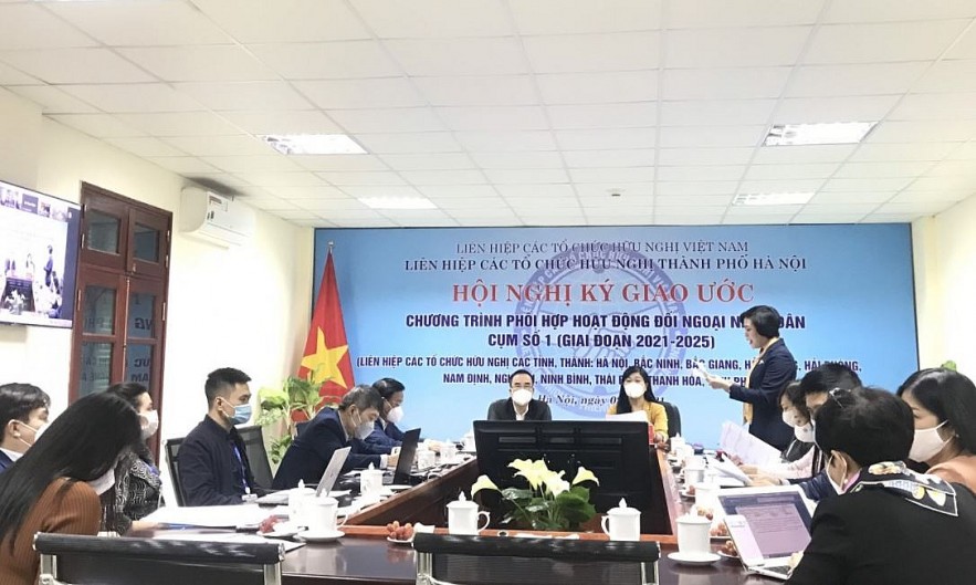 Local Friendship Organizations Sign Agreement on Coordination of People-to-people Diplomacy