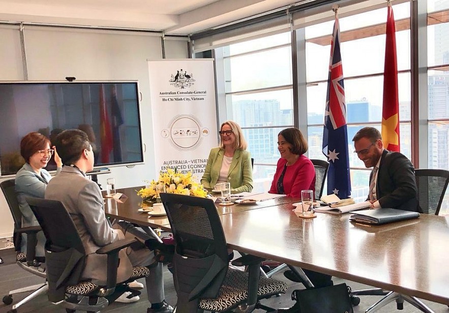 Ambassador Mudie, Consul-General Hooper and Economic Counsellor David Gottlieb met Ascend Vietnam Ventures team at the launch. Photo: Dan Tri International
