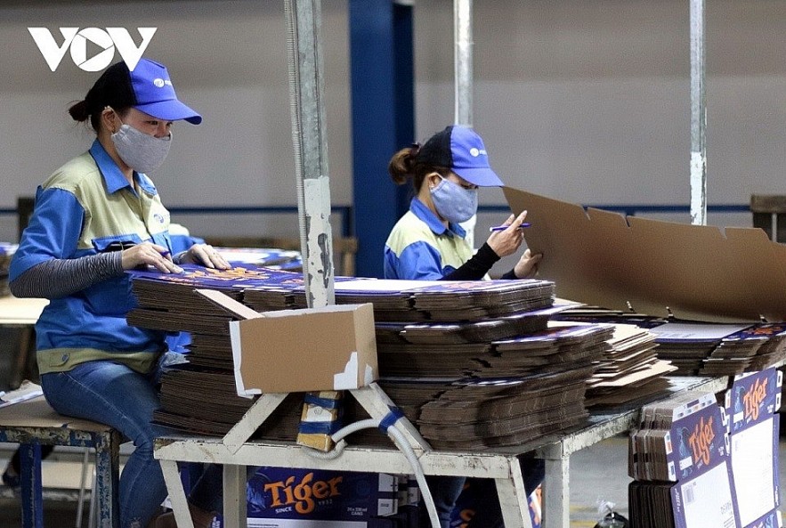 Vietnam has become an increasingly attractive place for businesses of all types, given the country’s growing consumer class and dynamic workforce. Photo: VOV