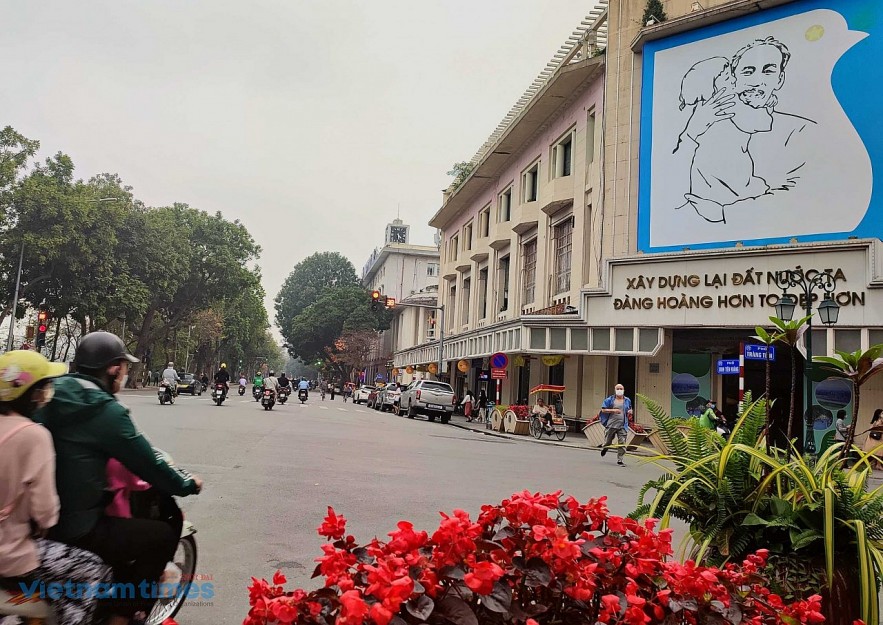New Opportunities Attract Expatriates' Investment Capital