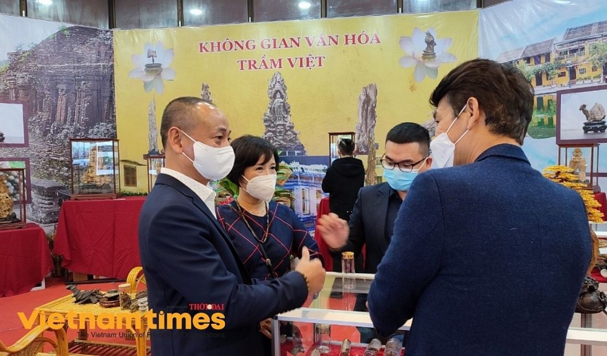 'Vietnamese Cultural Heritage Space' Exhibition Highlights Culture Values During New Normal 'Vietnamese Cultural Heritage Space' Exhibition Highlights Culture Values During New Normal