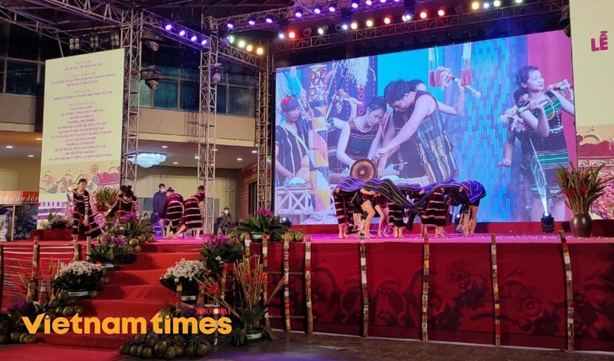 'Vietnamese Cultural Heritage Space' Exhibition Highlights Culture Values During New Normal 'Vietnamese Cultural Heritage Space' Exhibition Highlights Culture Values During New Normal