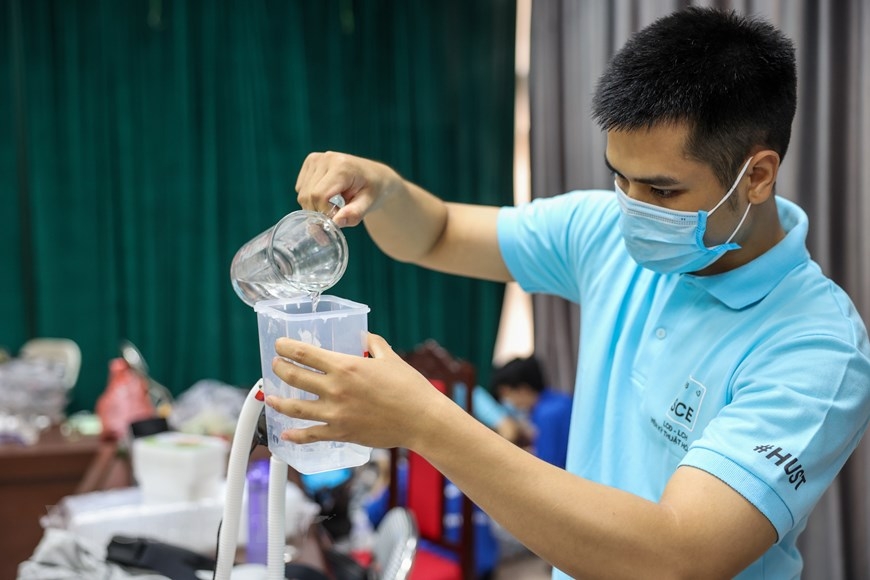 Made in Vietnam: Cool Jackets helps frontline medical workers in Covid hot spots
