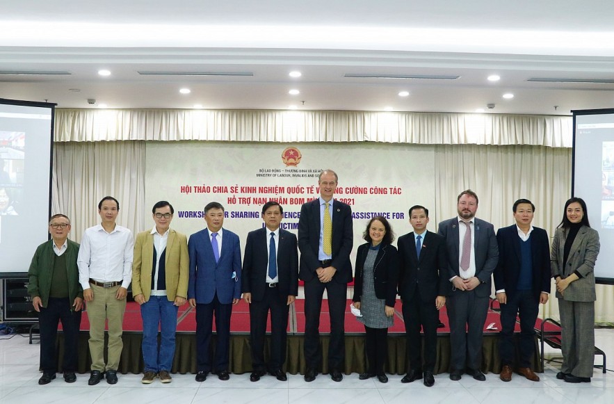 Vietnam Gives Priority To Ensuring Rights Of Landmine and UXO Victims