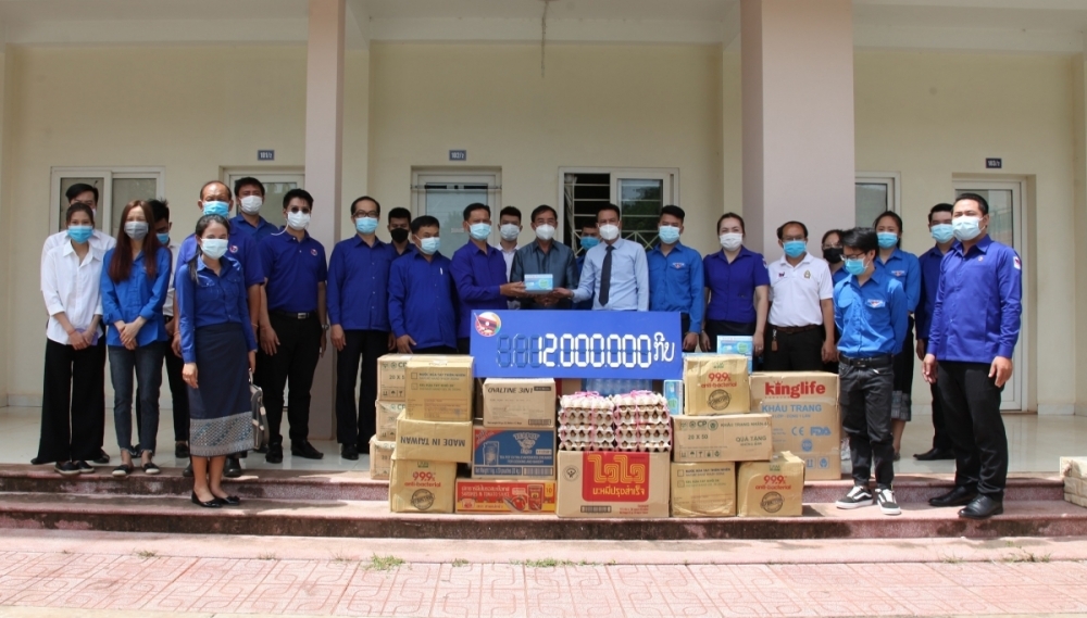 lao youth union provides timely pandemic support to vietnamese students