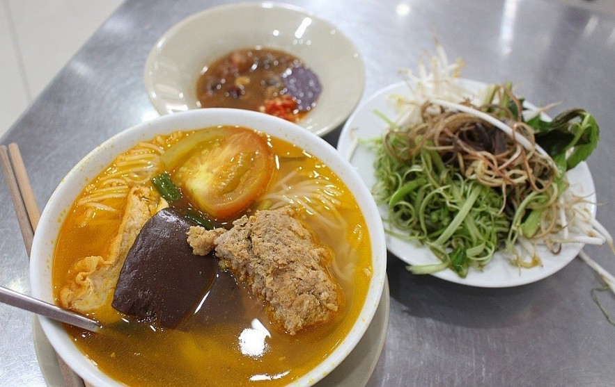 Six Versions of Bun Rieu in Ho Chi Minh City that Mesmerizes Food Lovers
