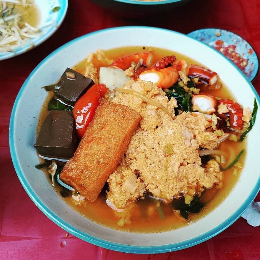 Six Versions of Bun Rieu in Ho Chi Minh City that Mesmerizes Food Lovers