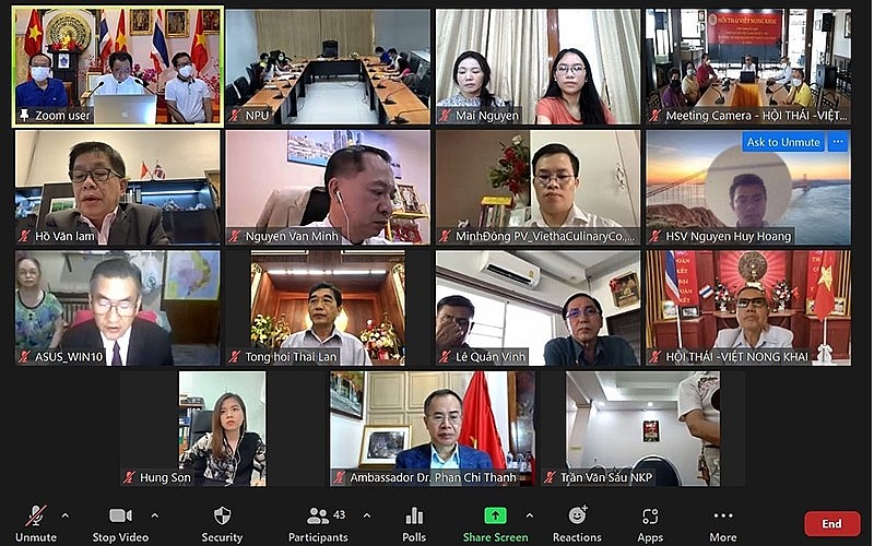 Meeting to Celebrate Vietnam’s Independence Day Held in Malaysia and Canada