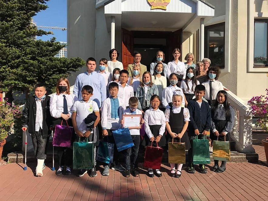 Vietnamese Embassy Partners with Special Ukrainian School