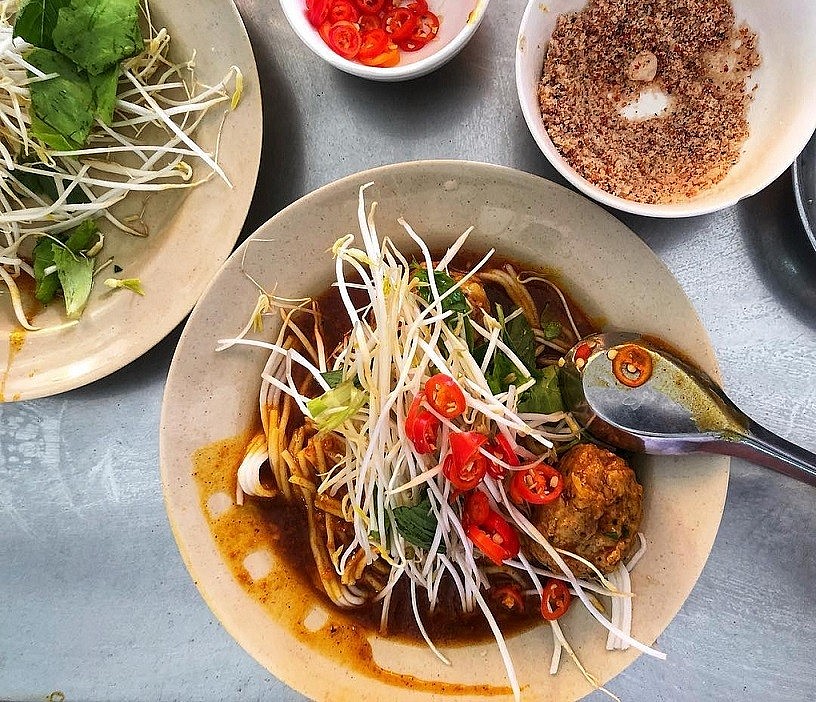 Bánh tằm: a Rustic Delicacy of the Mekong Delta