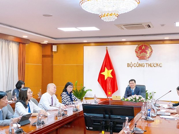 ministers of vietnam singapore meet online