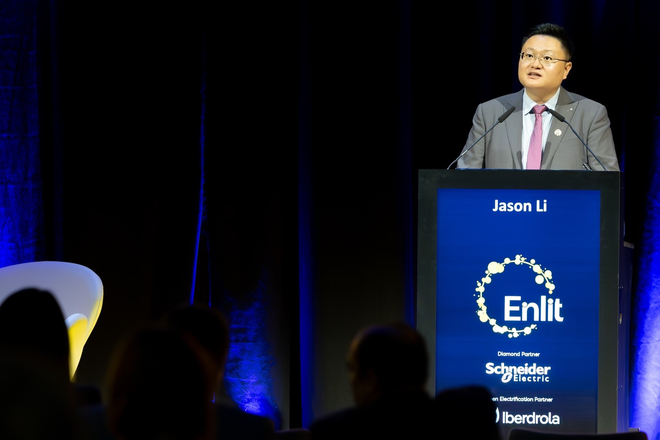 Huawei: Automation, Digitalization, and AI as Key Drivers for Modernizing Power Grids