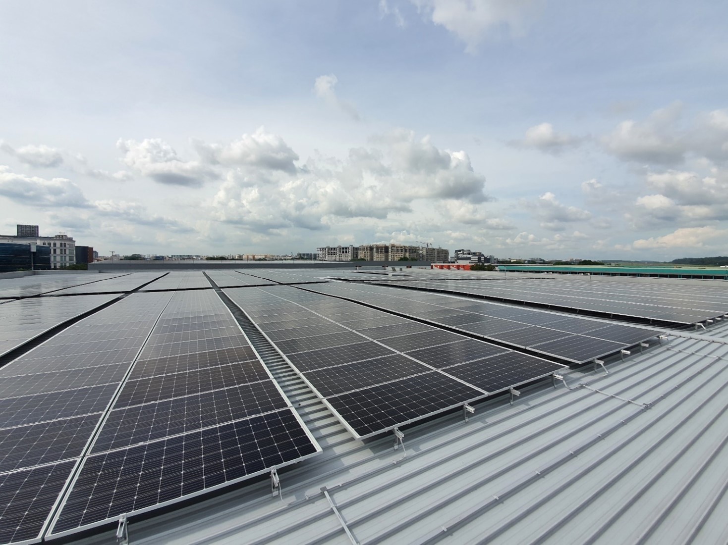 green future for the self storage industry extra space asia goes the extra mile for clean energy with lys energy group