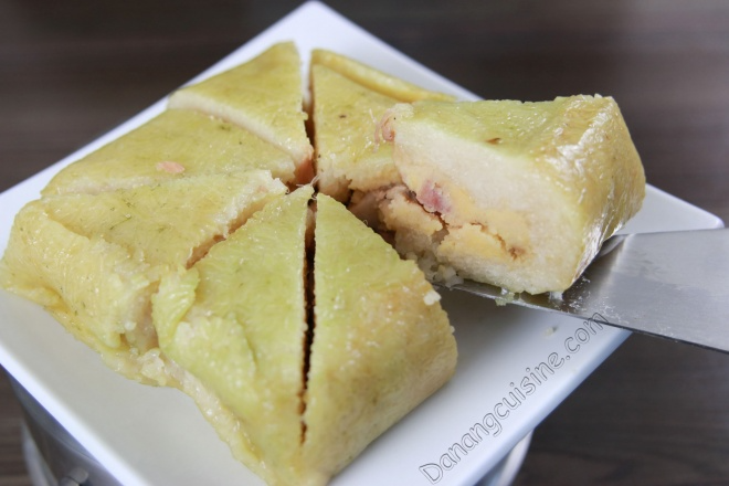 How to make 'Bánh Chưng' (Chung Cake) for Tet Holiday