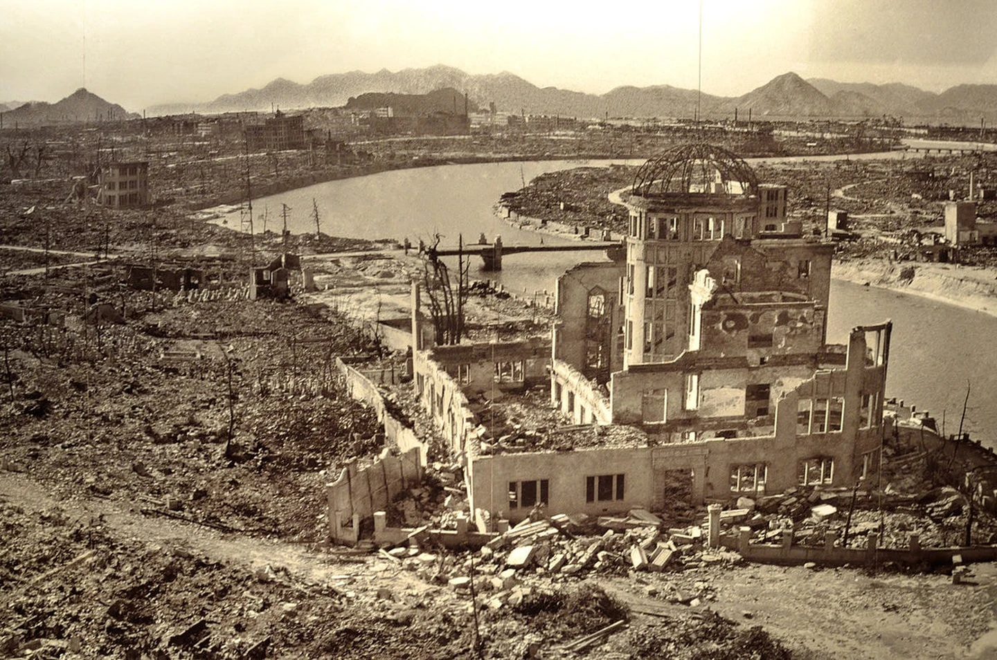 5134-1200px-hiroshima-dsc-3123-6248212356