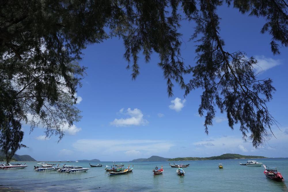 "Phuket sandbox" plan becomes hope for Thailand to save tourism