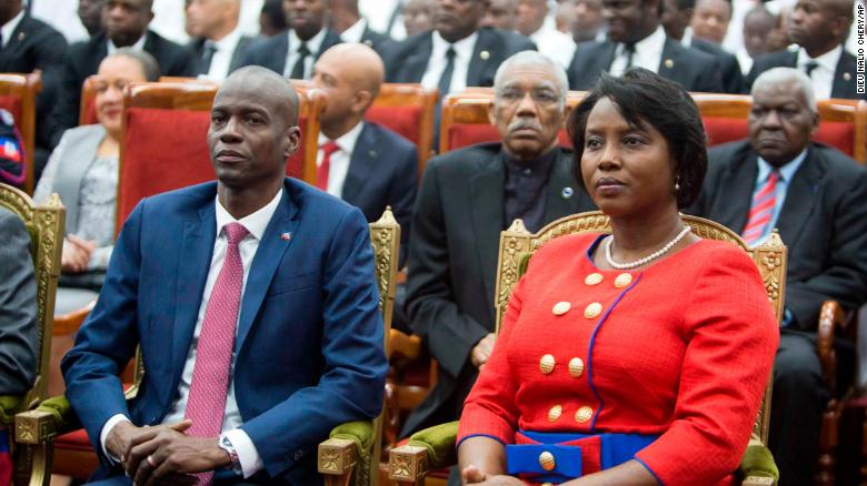 Moise sits with his wife Martine during his swearing-in ceremony in Port-au-Prince, Haiti, on February 7, 2017. Photo: CNN