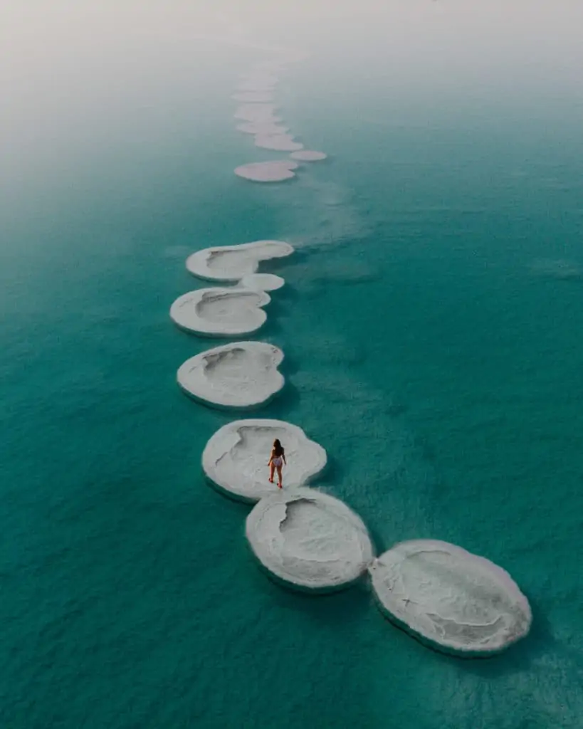 Amazing Salt Island Floating In The Heart of Dead Sea