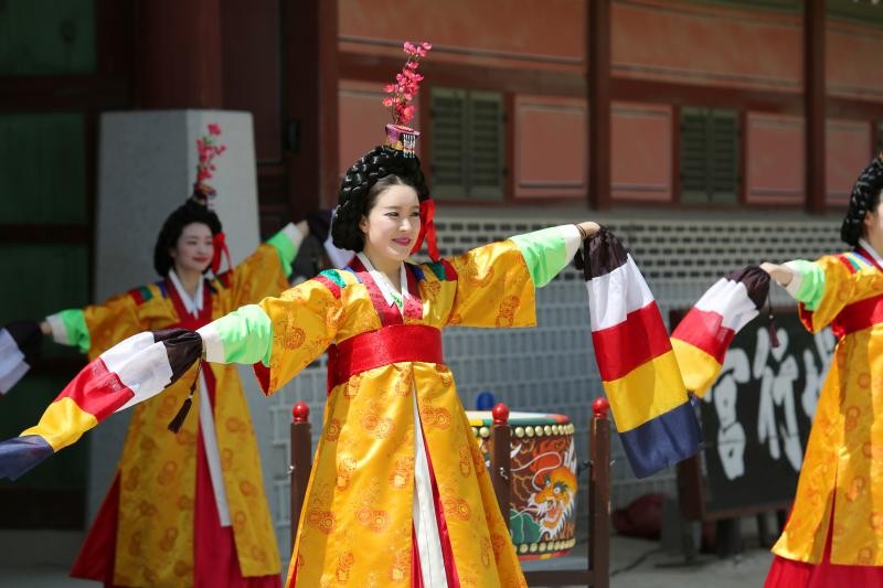 Photo courtesy of Suwon Cultural Foundation 
