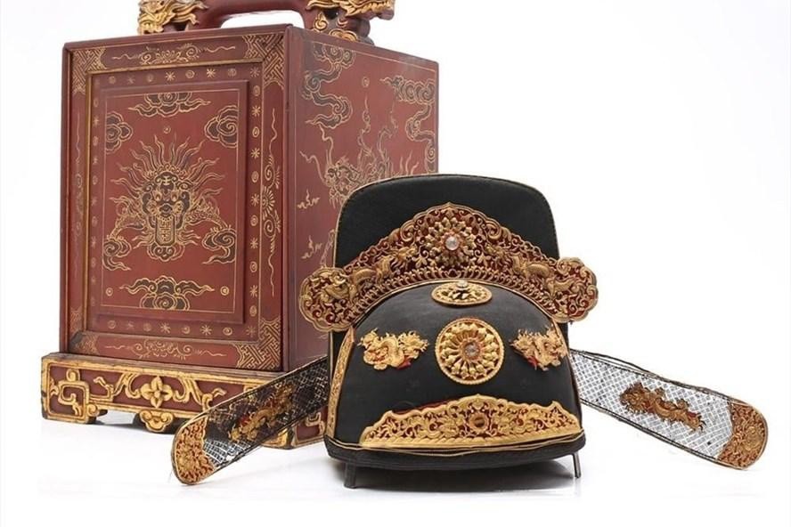 Photo:  INVALUABLE.COM