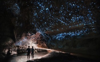 Visit The Stunning “Glowing Galaxy” Inside The Sandstone Canyon