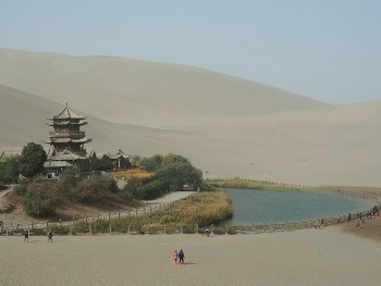 Yueyaquan: A Natural Wonder Emerging In The Middle Of A Desert