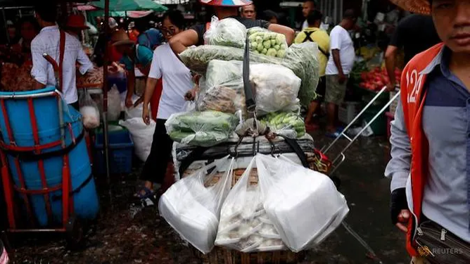 measures are in place to keep thailand free of viral pneumonia outbreak official