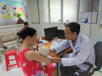 over 17000 children in five vietnamese provinces received free heart check up