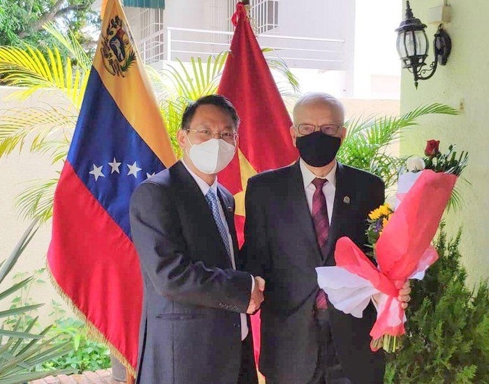 Venezuela Vietnam Friendship Association officially launches e-portal