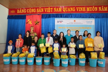 australia providing vietnam usd 71300 for flood relief