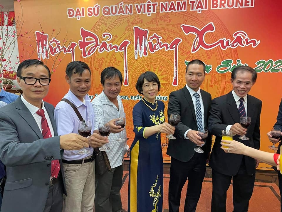 Vietnamese Embassy in Brunei holds Tet gatherings with OVs