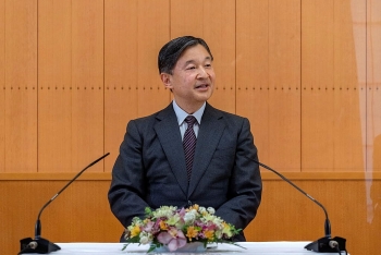 congratulations to japan on emperors 61st birthday