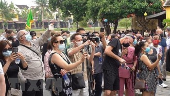 Vietnam's Tourism Industry Slowly Bouncing Back from Pandemic Setbacks