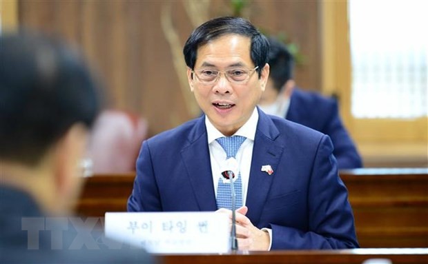stronger cooperation within asean needed to tackle emerging complex challenges