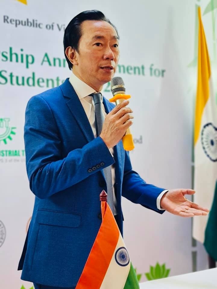 Vietnam's embassy in india announces ambassador's scholarship 2021