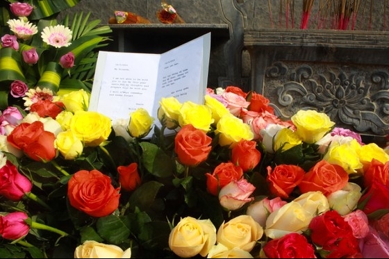 us veteran sends roses to commemorate victims of son my massacre