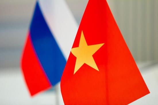 order of friendship of russia bestowed upon vietnamese diplomat military officials