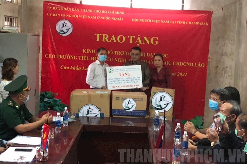 hcm city gifts usd 25653 to champasak friendship primary school