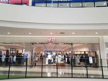 Close-up photos: H&M stores in Vietnam after wave of boycott calls