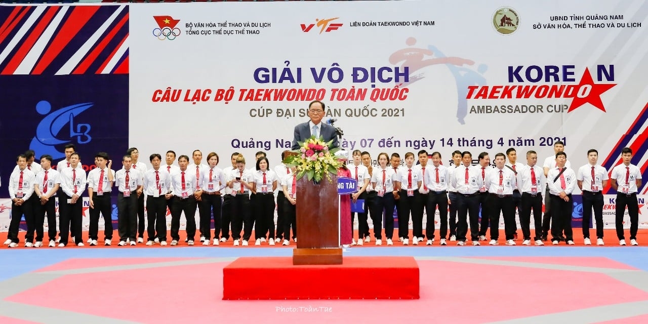 Over 1,000 Taekwondo artists compete in Korean Ambassador Cup Over 1,000 Taekwondo artists compete in Korean Ambassador Cup