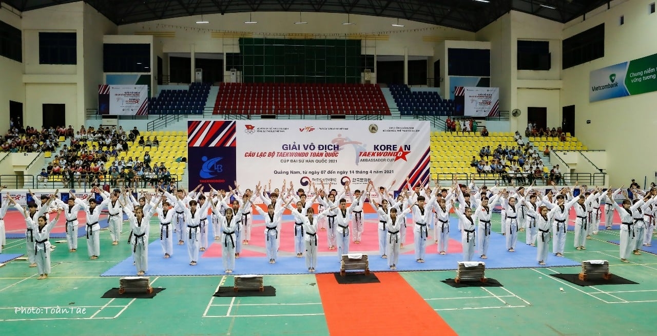 Over 1,000 Taekwondo artists compete in Korean Ambassador Cup Over 1,000 Taekwondo artists compete in Korean Ambassador Cup