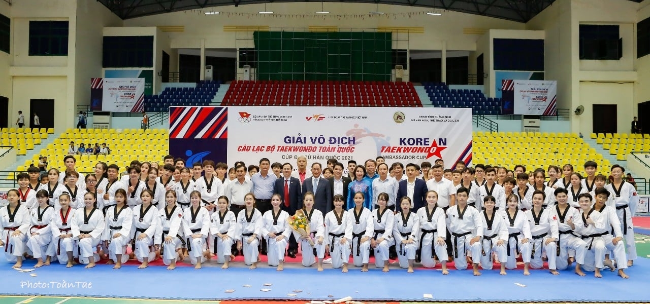 Over 1,000 Taekwondo artists compete in Korean Ambassador Cup Over 1,000 Taekwondo artists compete in Korean Ambassador Cup