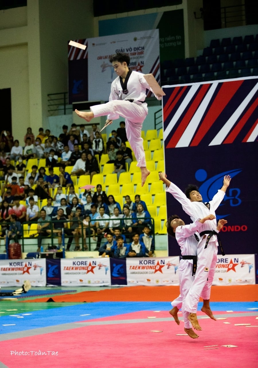 Over 1,000 Taekwondo artists compete in Korean Ambassador Cup Over 1,000 Taekwondo artists compete in Korean Ambassador Cup