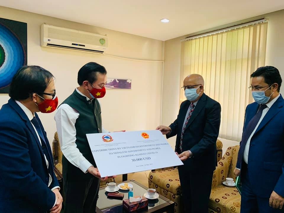 vietnam sends aid to covid hit nepal