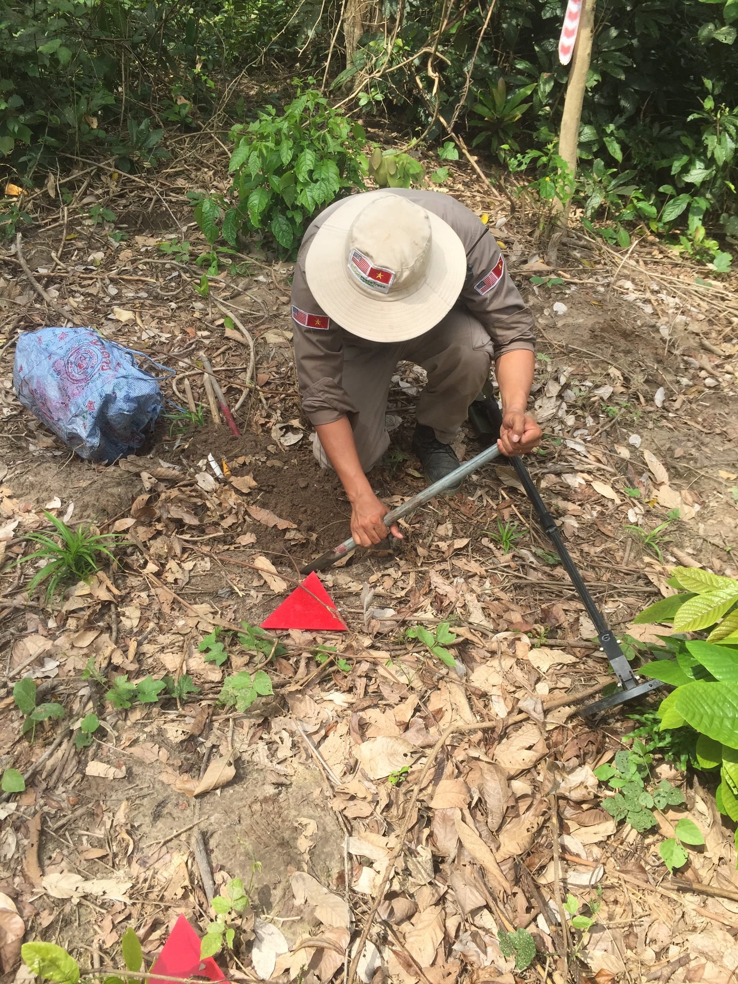 Foreign-funded projects help Vietnam deal with unexploded ordnance