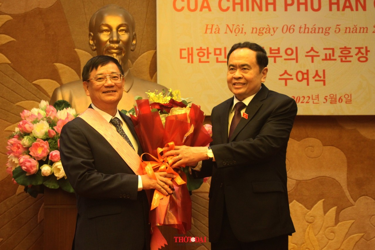 Former Chairman of Parliamentary Friendship Group Honoured with RoK’s Grand Gwanghwa Medal