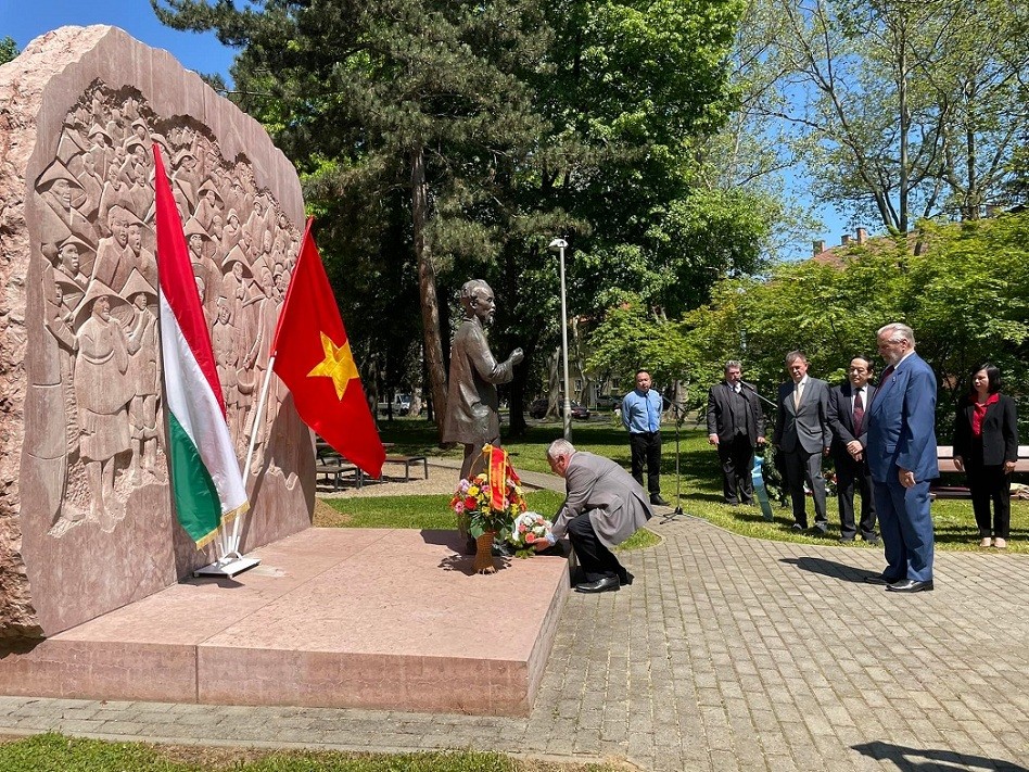 activities held abroad to mark president ho chi minhs birthday