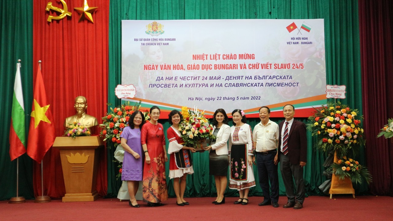 friendship association celebrates bulgarian education and culture and slavonic literature day