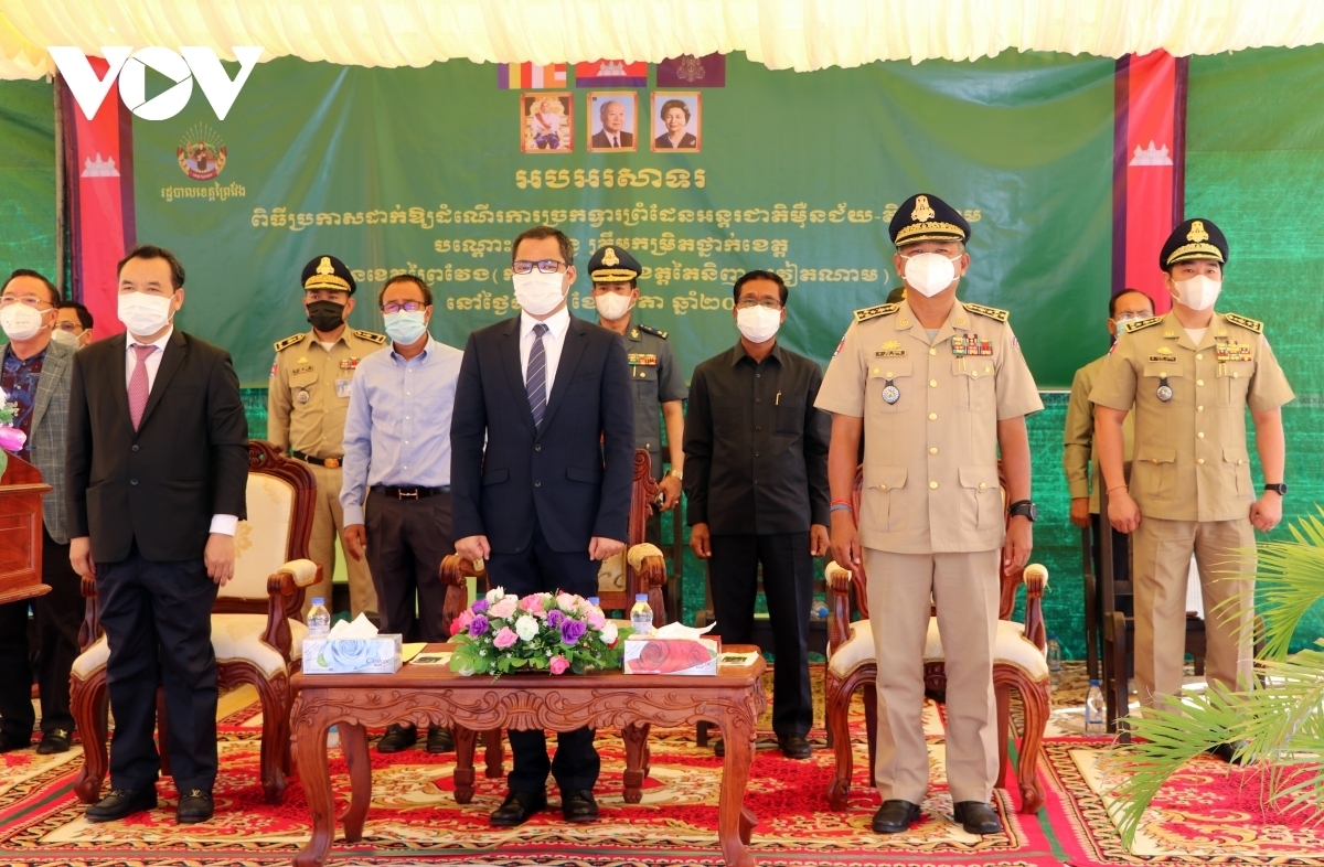 Vietnam, Cambodia put new international border gates into operation
